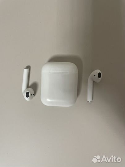 Airpods 2