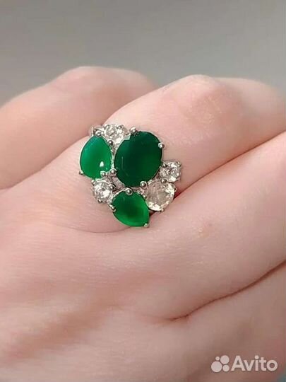 Серебряное кольцо с зелёным агатом 17 размер