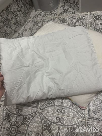 Подушки детские и одеяло