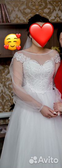 Свадебное платье