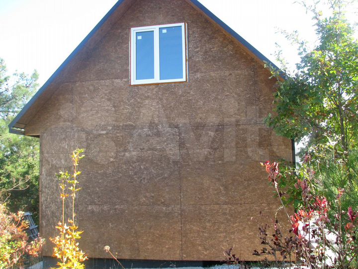 Дом 60 м² на участке 5 сот.