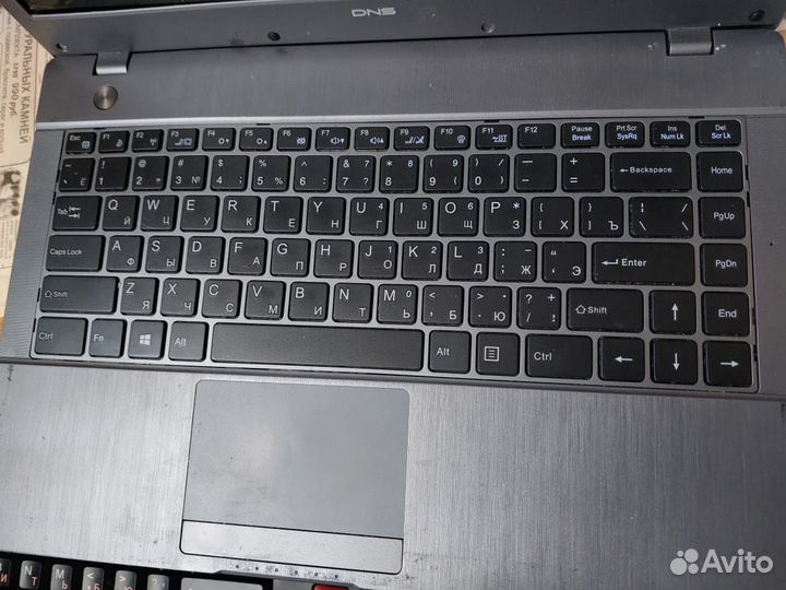 Ноутбук DNS x300d