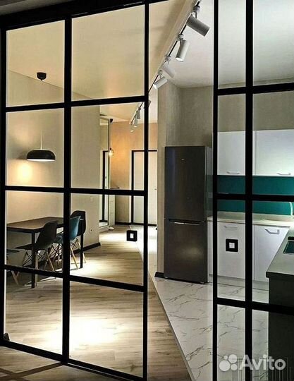 Перегородка для зонирования стеклянная