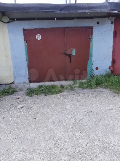 Гараж, > 30 м²