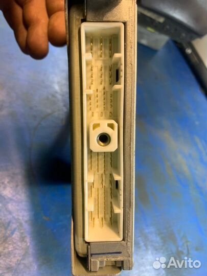 Блок управления двигателем Subaru Impreza GC 2.0