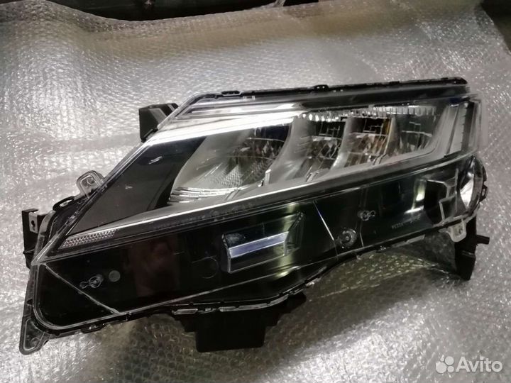 Фара левая mitsubishi ASX 8301D481