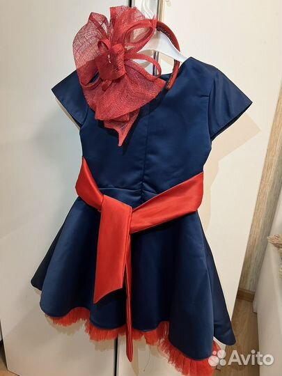 Платье праздничное 116