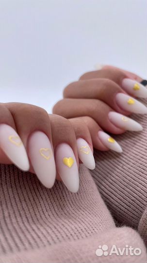 Наращивание ногтей/педикюр/оформление бровей