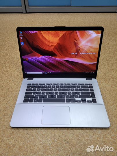 Asus Ryzen 3 2200U/8G/SSD240/AMD Vega3