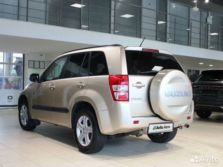 Suzuki Grand Vitara 2.0 AT, 2011, 123 000 км