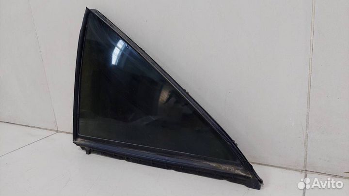 Стекло двери задней левой форточка Toyota Camry V4