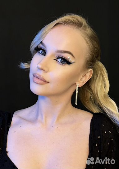 Модель на макияж/ прическу бесплатно