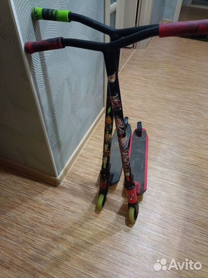 Трюковой самокат