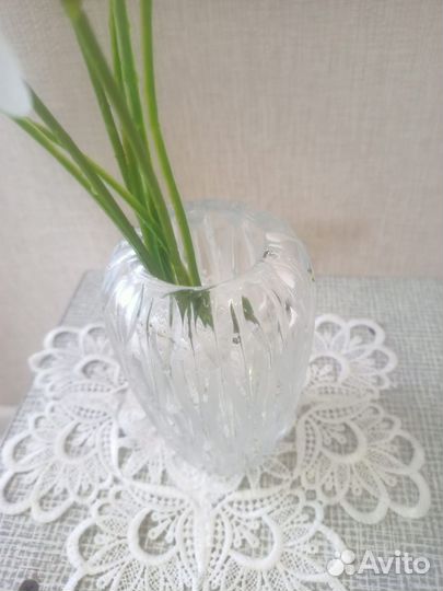 Ваза для цветов хрустальная