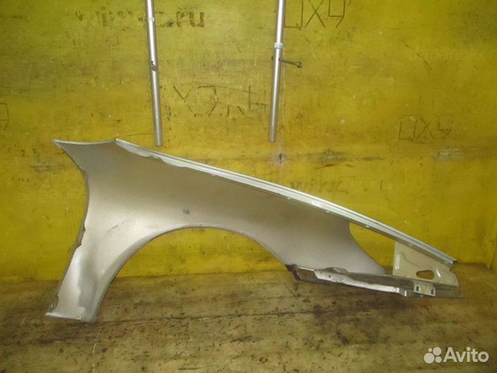 Крыло переднее левое на Porsche 911 996
