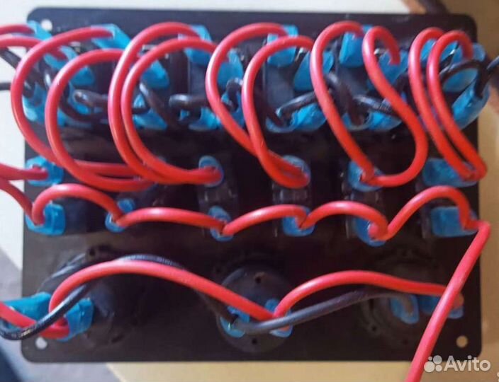 Панель переключателей с предохранителями