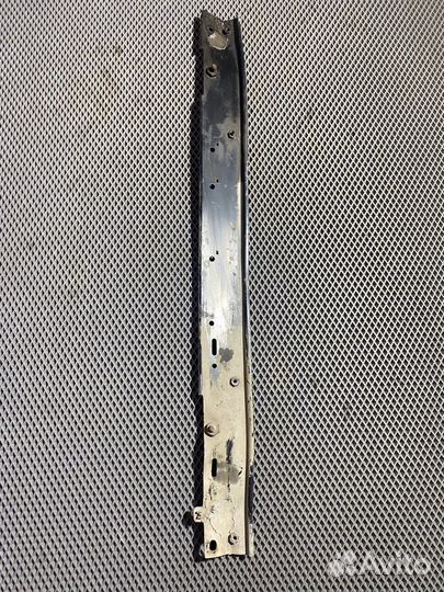 Нижняя планка телевизора Fiat linea