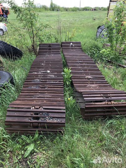 Гусеница в сборе JCB 200