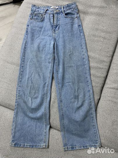Джинсы