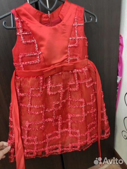 Праздничное платье 6-7 лет