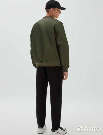 Бомбер Pull&bear