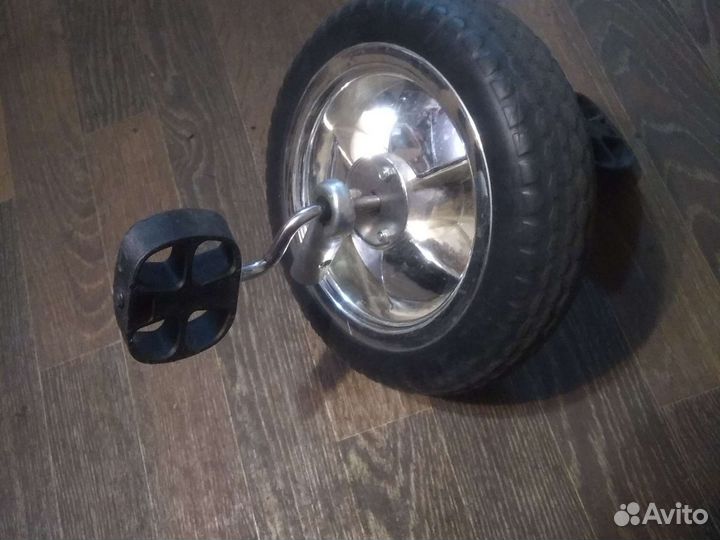 Колесо велосипеда трехколесного