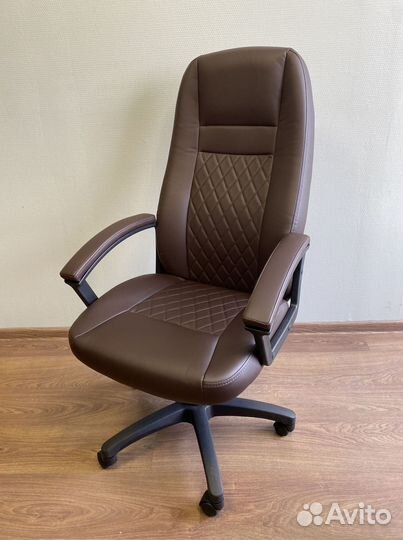 Компьютерное кресло. Кресло руководителя