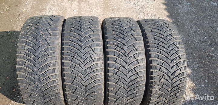 Michelin X-Ice North 4 205/50 R17