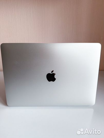 Apple MacBook Air M1 8 256