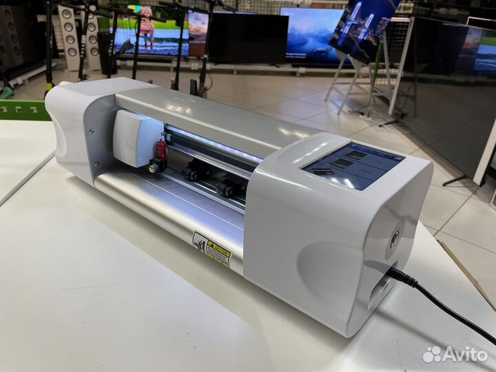 Плоттер CUT-A для резки гидрогелевой пленки