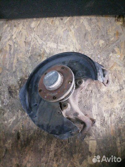 Ступица задняя левая Audi A4 B7 ALZ 2006
