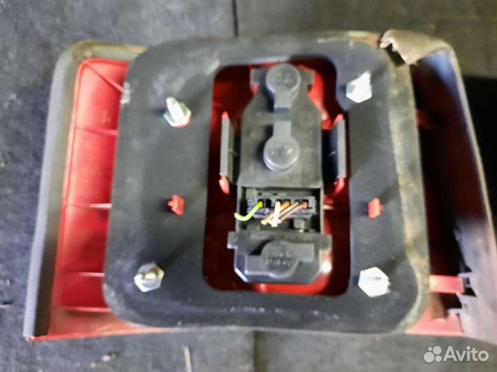 Фонари задние пара Audi A6C5 авант