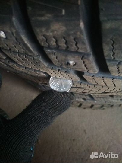 GT Radial Champiro IcePro SUV 205/60 R16