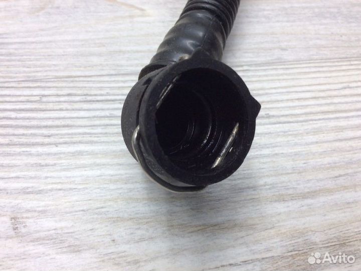 Трубка вентиляционная Opel Astra J A14NET 2012