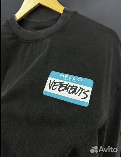 Футболка vetements hello my name is oversize
