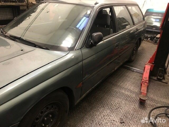 Разбор на запчасти Subaru Legacy (B11)