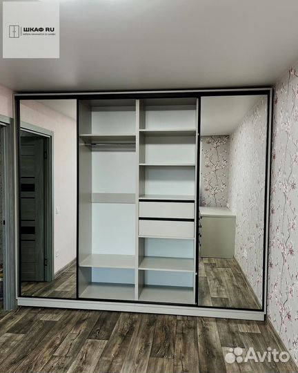 Шкаф купе на заказ с фабрики