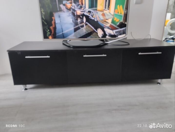 Тумба под телевизор