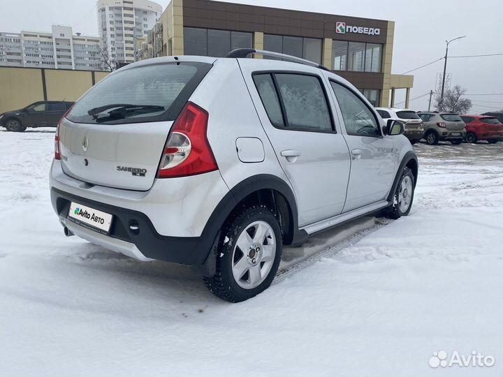 Renault Sandero Stepway 1.6 МТ, 2014, 75 500 км