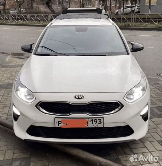 Накладка зеркала Kia Cerato 4