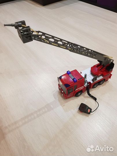 Игрушка пожарная машина