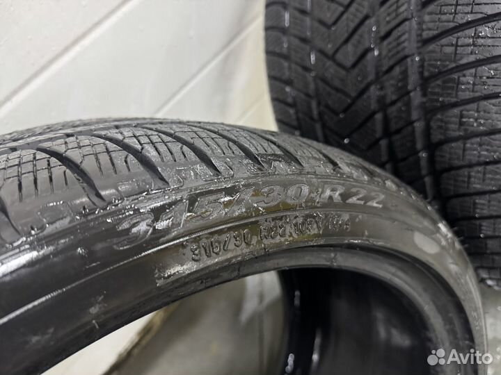 Pirelli Scorpion Winter 295/35 R21 и 315/30 R22