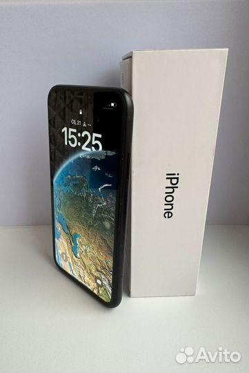 iPhone Xr, 64 ГБ