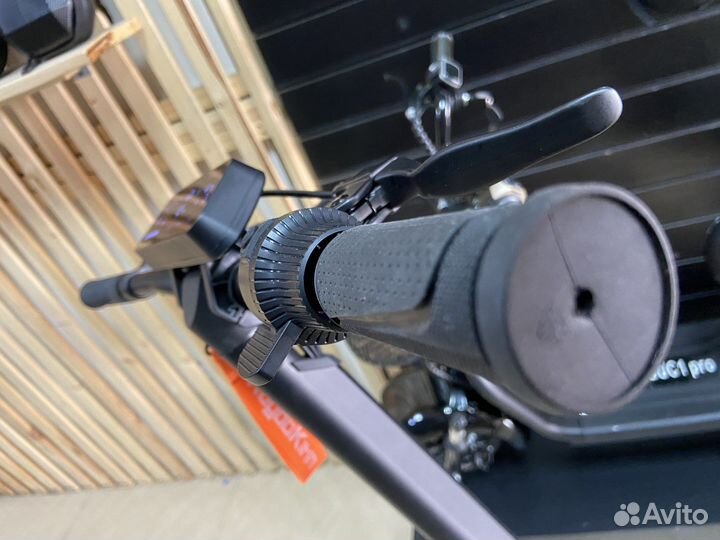 Электросамокат Kugoo G3