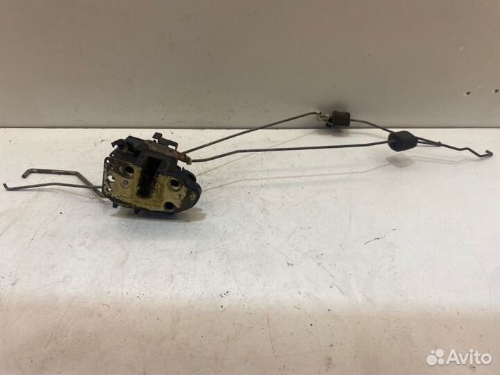 Замок боковой двери передний правый Kia Spectra