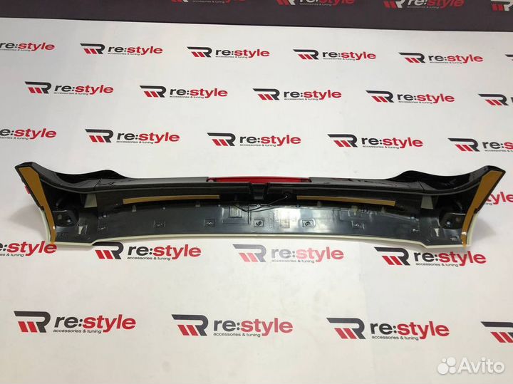 Спойлер Toyota Land Cruiser 200 N208