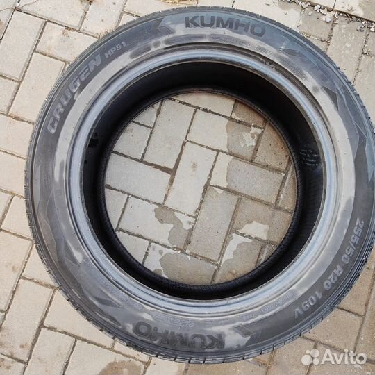 Kumho Crugen HP51 255/50 R20 109V