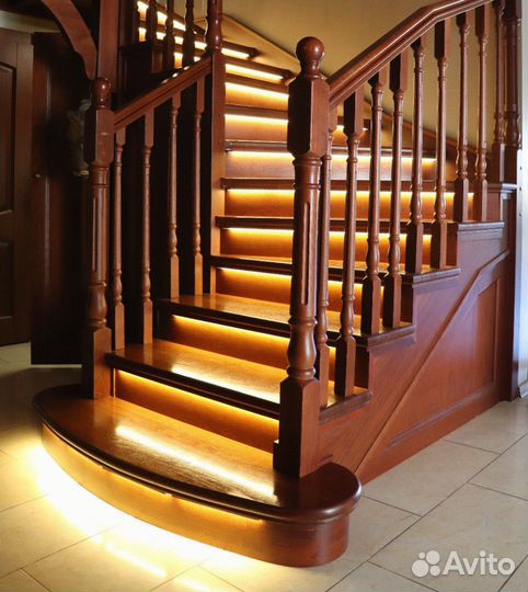 Подсветка лестницы на ступенях с датчиком