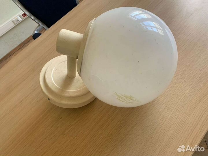 Фонарь бра уличный