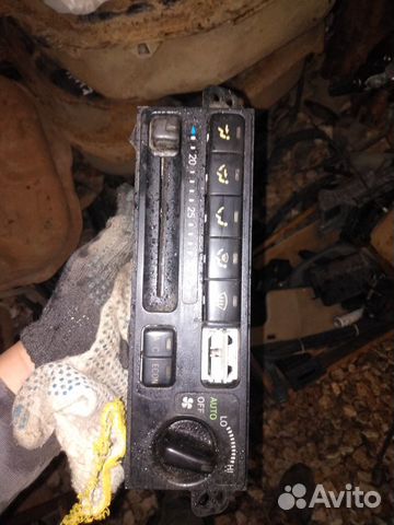 Блок управления климат-контролем Toyota 88650-1A46